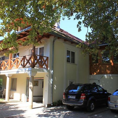 Szántó Villa Hévíz Esterno foto